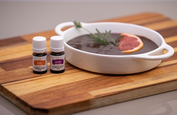 Brigadeiro de Chocolate Amargo com Lavender e Orange