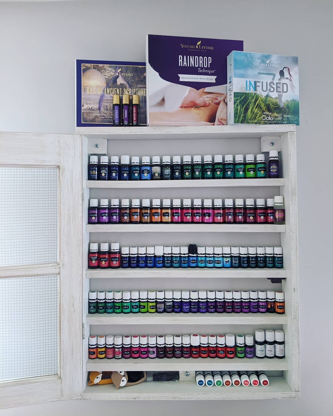 My New Favorite Corner + Essential Oil Shelf Options - Jordan Jean