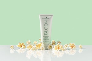 BLOOM by Young Living Brightening Cleanser