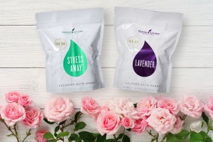 Lavender Bath Bombs y Young Living Stress Away® Bath Bombs