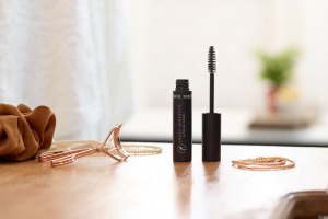 Řasenka pro objem řas Savvy Minerals® Volumising Mascara