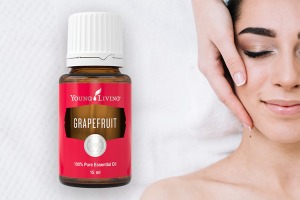 Grapefruit essential oil with massage