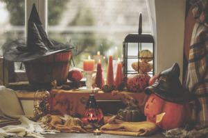 Halloween Décor on Windowsill