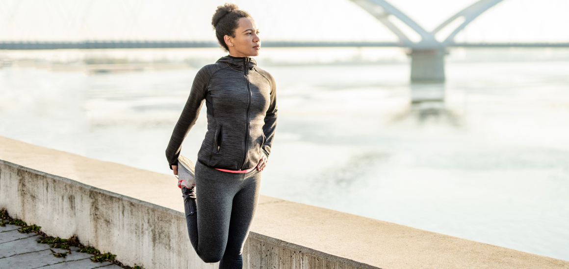 blog-15-ways-to-feel-more-powerful_Slider_US Girl working out